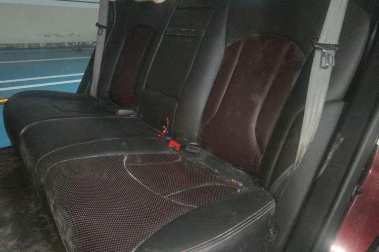Used Baojun 560 2016 1.8L iAMT Luxury Model Left Rear Seat