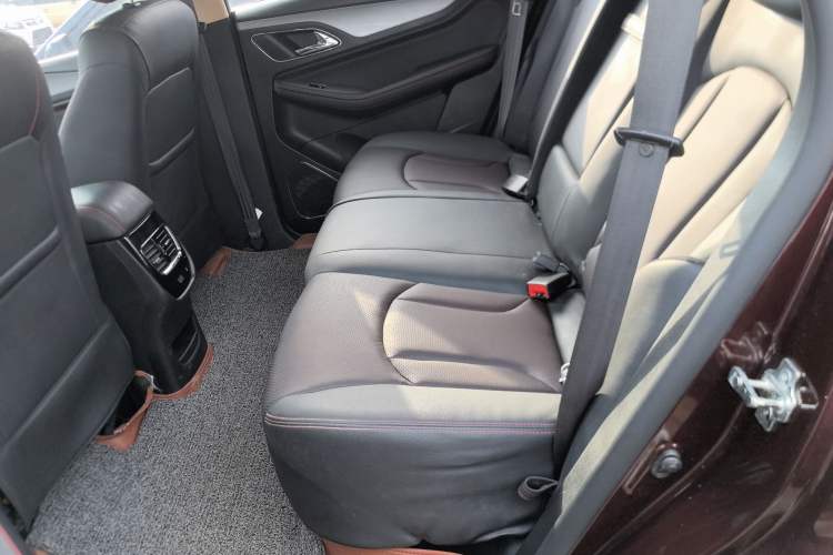 Used Baojun 560 2016 1.8L iAMT Luxury Model Left Rear Seat