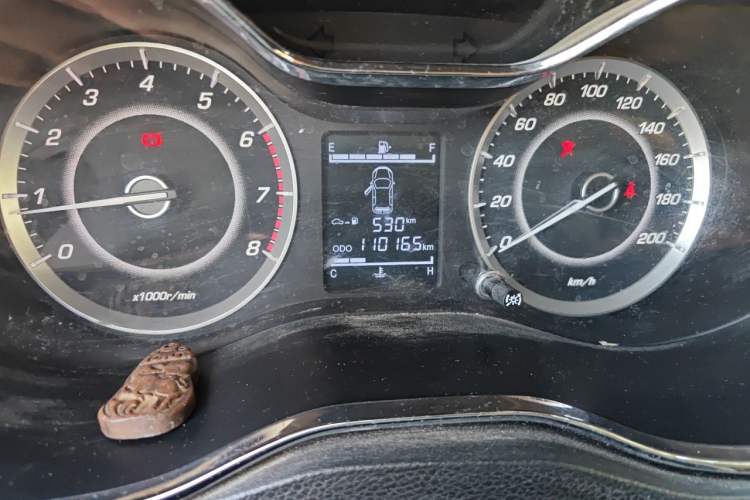 Used Baojun 560 2016 1.8L Manual Value Edition Odometer Close Up
