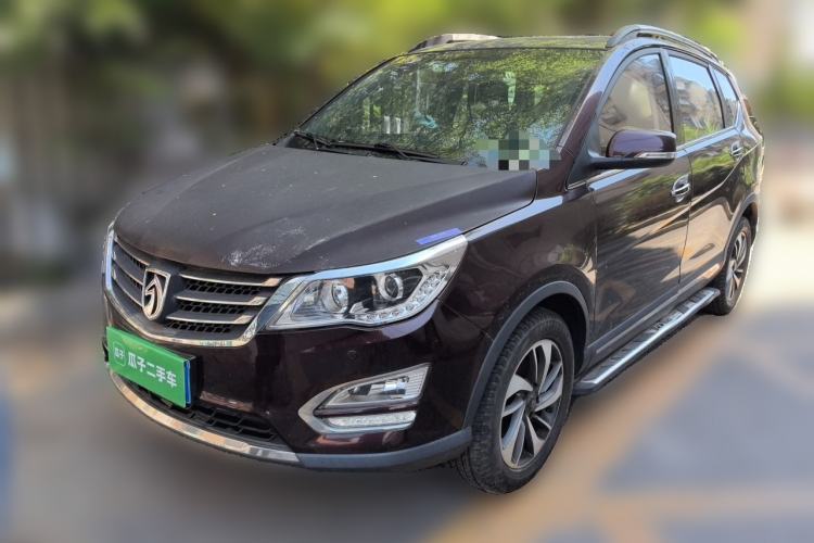 Używany Baojun 560 2016 1.8L iAMT Luxury Model Guazi used car, China used car export, Used car for sale, Used cars, Cheapest cars for sale
