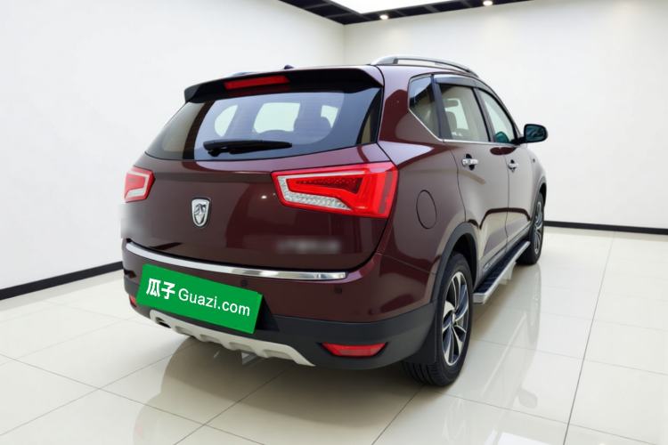 Used Baojun 560 2016 1.8L iAMT Luxury Model Rear Right 45 Deg