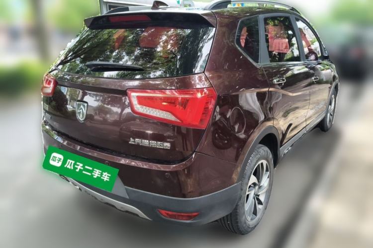 Used Baojun 560 2016 1.8L iAMT Luxury Model Rear Right 45 Deg