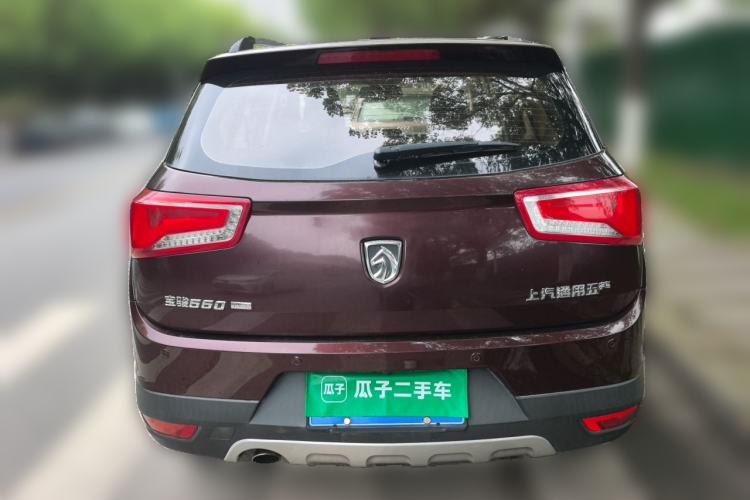 Used Baojun 560 2016 1.5T Manual Luxury Model Rear