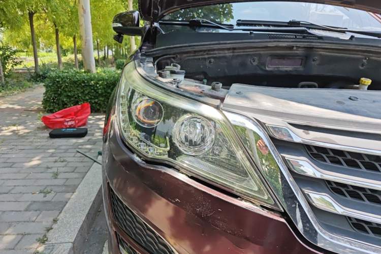 Used Baojun 560 2016 1.8L Manual Value Edition Right Front Headlight