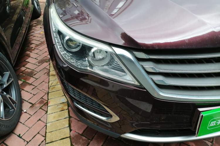 Used Baojun 560 2016 1.8L Manual Value Edition Right Front Headlight