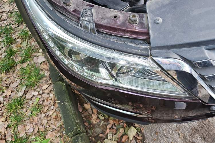 Used Baojun 560 2016 1.5T Manual Luxury Model Right Front Headlight