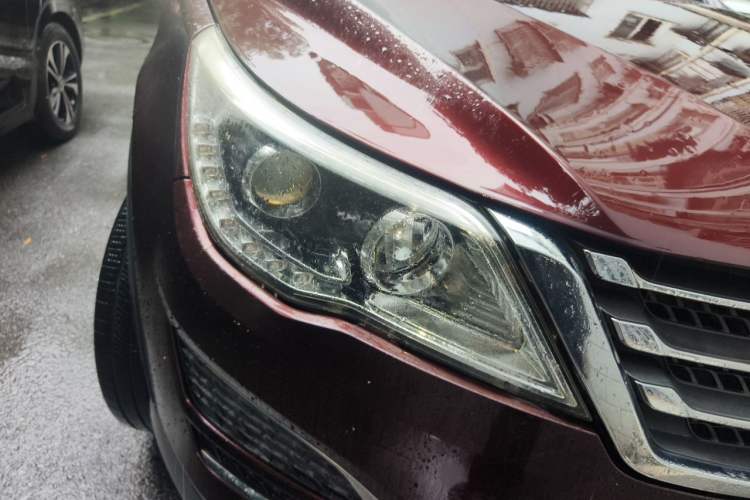 Used Baojun 560 2016 1.8L Manual Value Edition Right Front Headlight