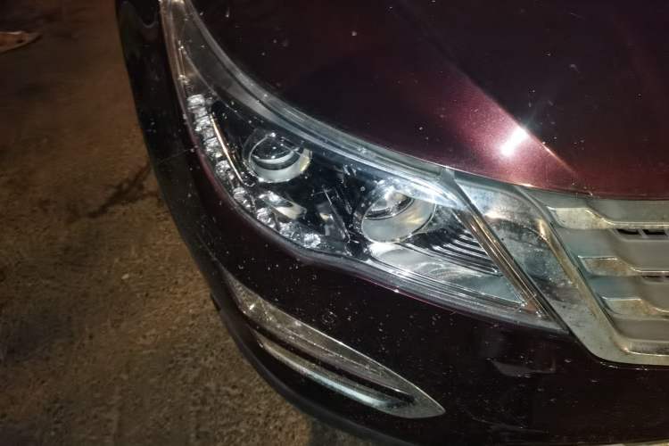 Used Baojun 560 2016 1.8L Manual Luxury Edition Right Front Headlight