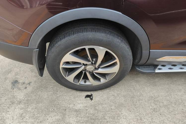Used Baojun 560 2016 1.8L iAMT Luxury Model Right Rear Wheel Hub