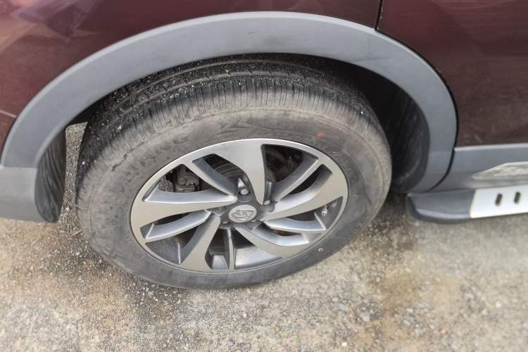 Used Baojun 560 2016 1.8L iAMT Luxury Model Right Rear Wheel Hub