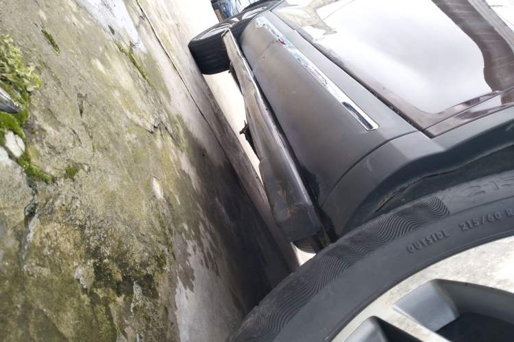 Used Baojun 560 2016 1.8L iAMT Luxury Model Right Side Sill