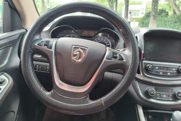 Used Baojun 560 2016 1.8L iAMT Luxury Model Steering Wheel