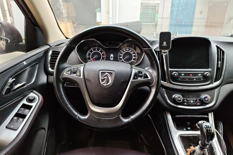 Used Baojun 560 2016 1.5T Manual Luxury Model Steering Wheel