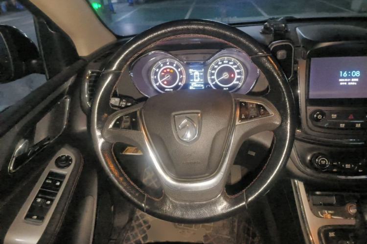 Used Baojun 560 2016 1.8L iAMT Luxury Model Steering Wheel
