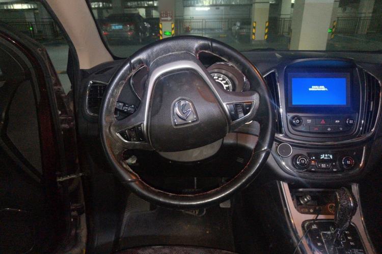 Used Baojun 560 2016 1.8L iAMT Luxury Model Steering Wheel