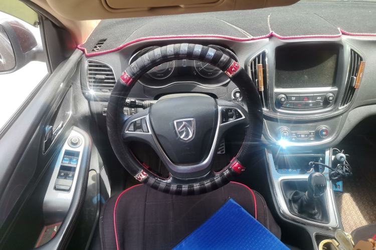 Used Baojun 560 2016 1.8L Manual Luxury Edition Steering Wheel