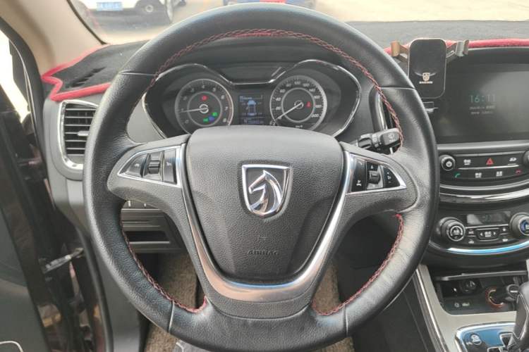 Used Baojun 560 2016 1.8L iAMT Luxury Model Steering Wheel