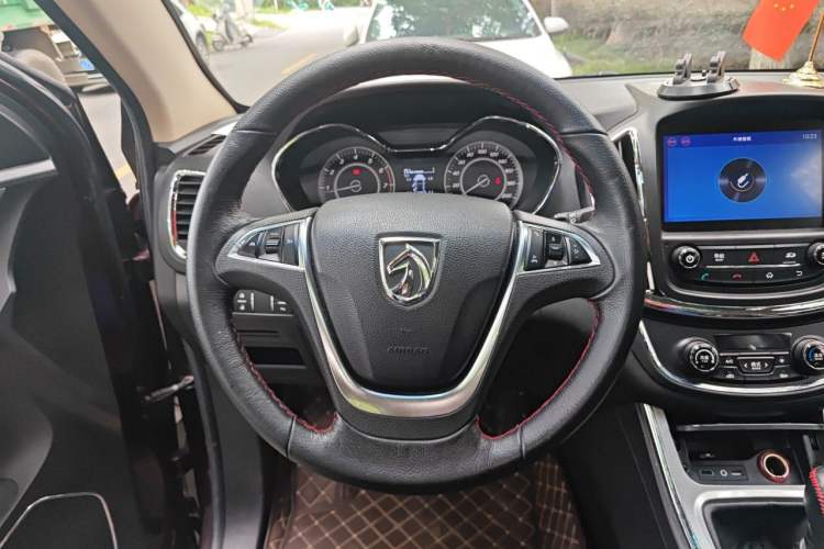 Used Baojun 560 2016 1.5T Manual Luxury Model Steering Wheel