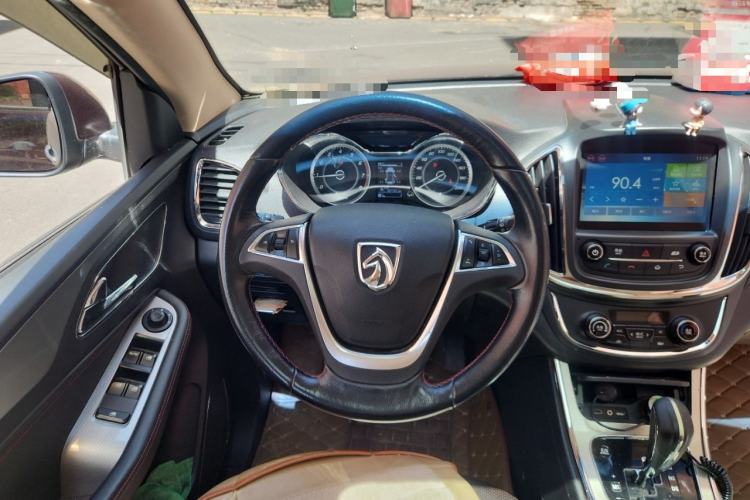 Used Baojun 560 2016 1.8L iAMT Luxury Model Steering Wheel