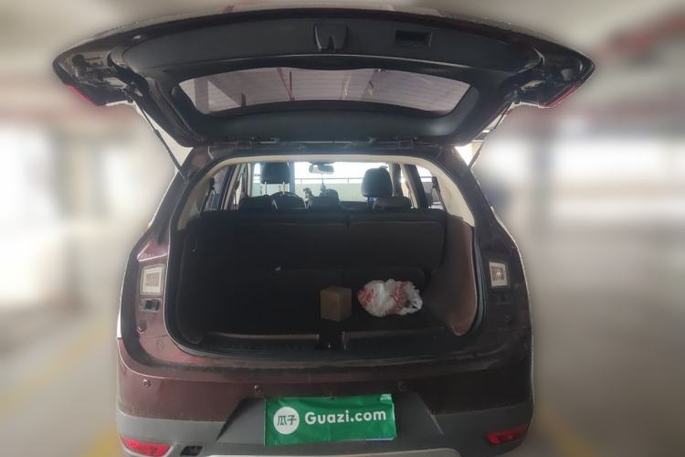Used Baojun 560 2016 1.8L Manual Luxury Edition Trunk