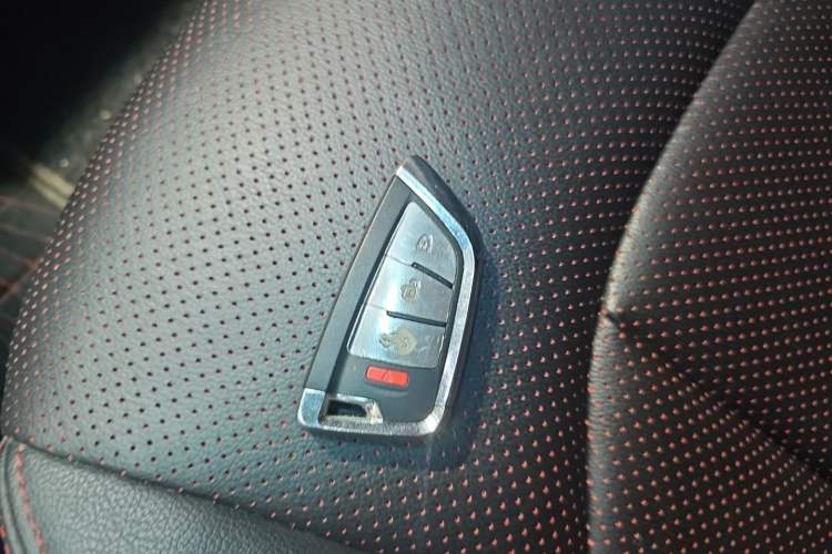 Used Baojun 560 2016 1.8L iAMT Luxury Model Vehicle Key