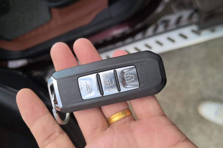 Used Baojun 560 2016 1.8L iAMT Luxury Model Vehicle Key