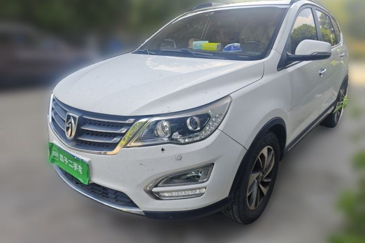 Used Baojun 560 2016 1.5T Manual Luxury Model Guazi used car, China used car export, Used car for sale, Used  cars, Cheapest cars for sale