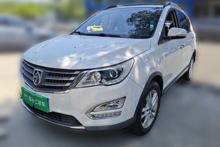 Used Baojun 560 2016 1.5T Manual Elite Edition Guazi used car, China used car export, Used car for sale, Used  cars, Cheapest cars for sale