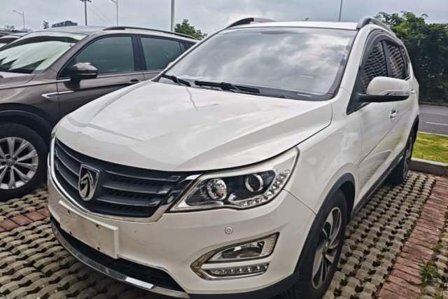 Used Baojun 560 2016 1.8L iAMT Luxury Model