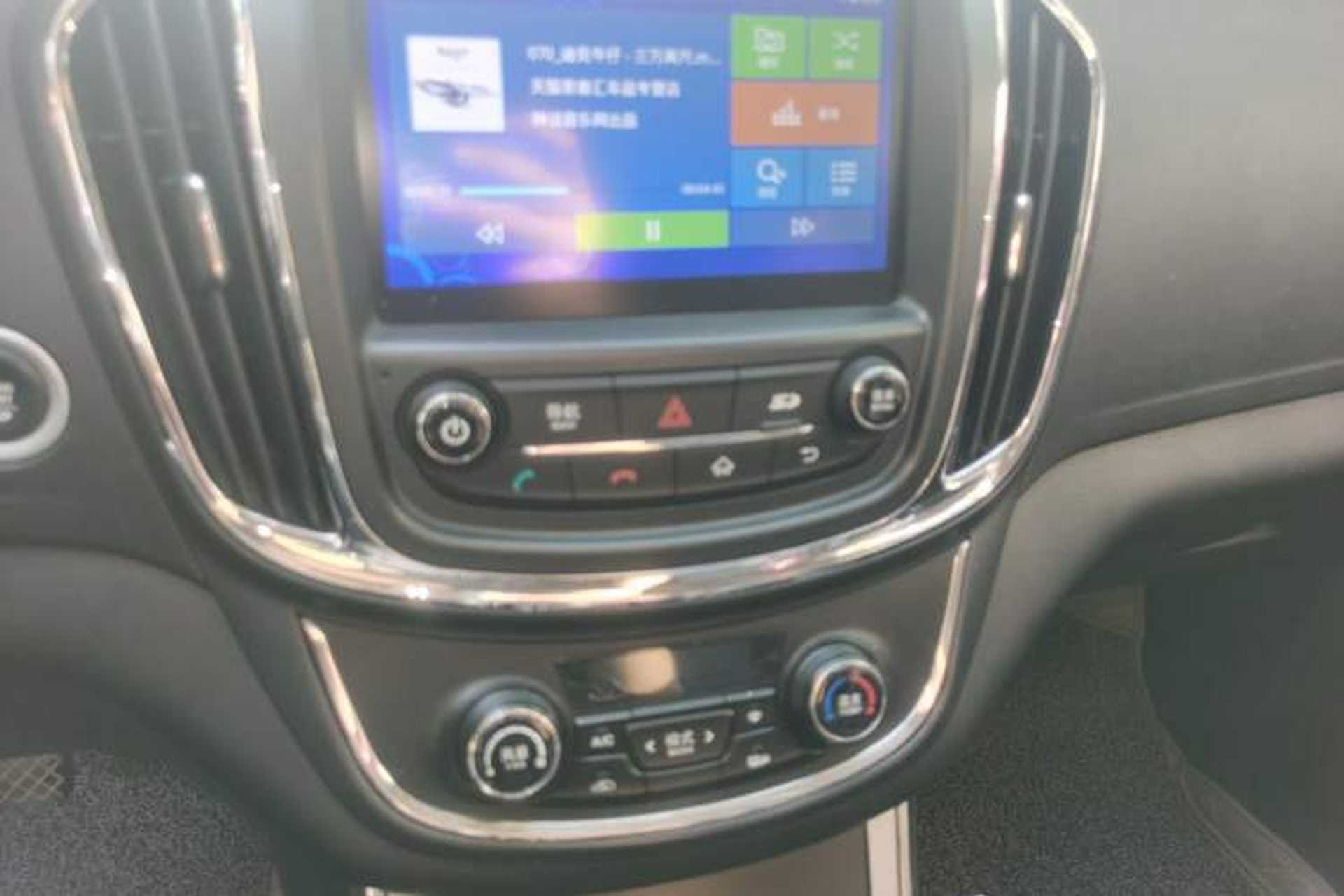 Used Baojun 560 2016 1.8L Manual Luxury Edition Audio And AC Panel