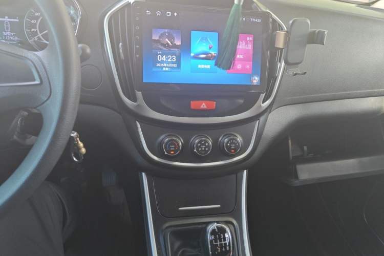 Used Baojun 560 2016 1.8L Manual Comfort Edition Audio And AC Panel