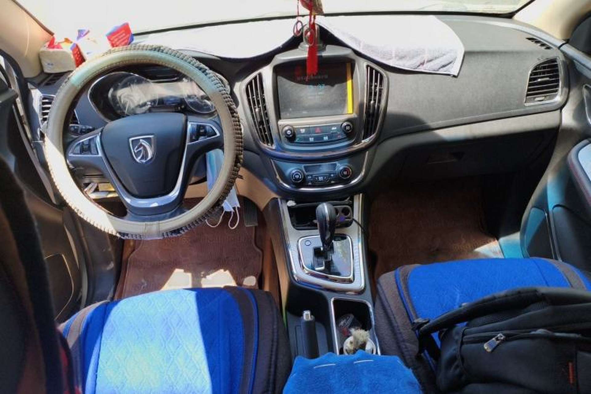 Used Baojun 560 2016 1.8L iAMT Luxury Model Center Console