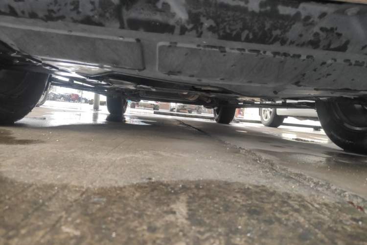 Used Baojun 560 2016 1.8L iAMT Luxury Model Chassis Front
