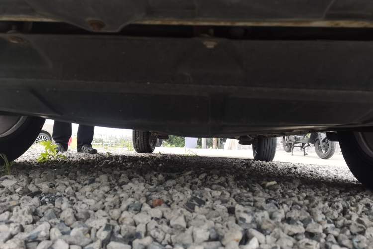Used Baojun 560 2016 1.8L iAMT Luxury Model Chassis Front