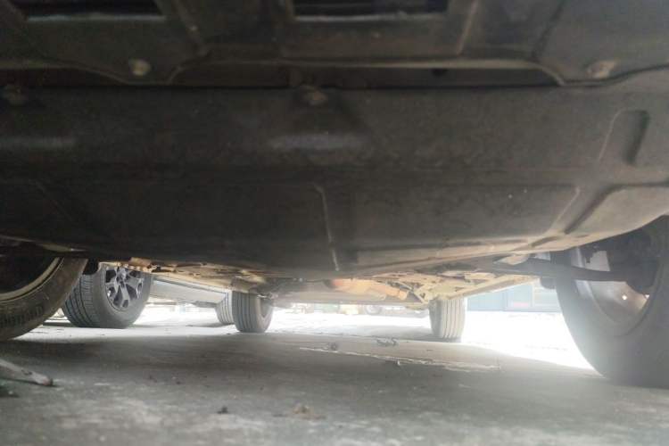 Used Baojun 560 2016 1.8L iAMT Luxury Model Chassis Front