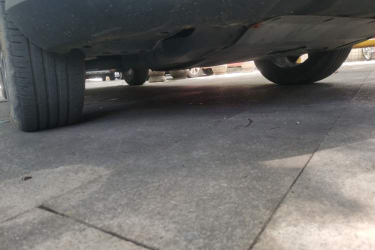 Used Baojun 560 2016 1.8L Manual Luxury Edition Chassis Front Right