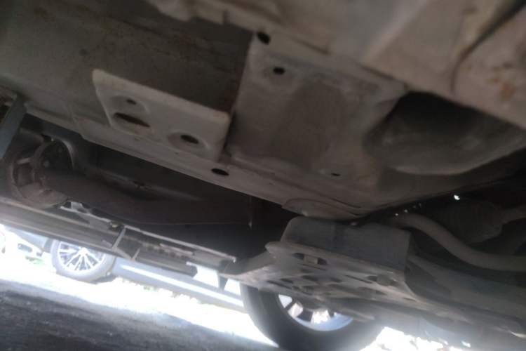 Used Baojun 560 2016 1.5T Manual Luxury Model Chassis Front Right