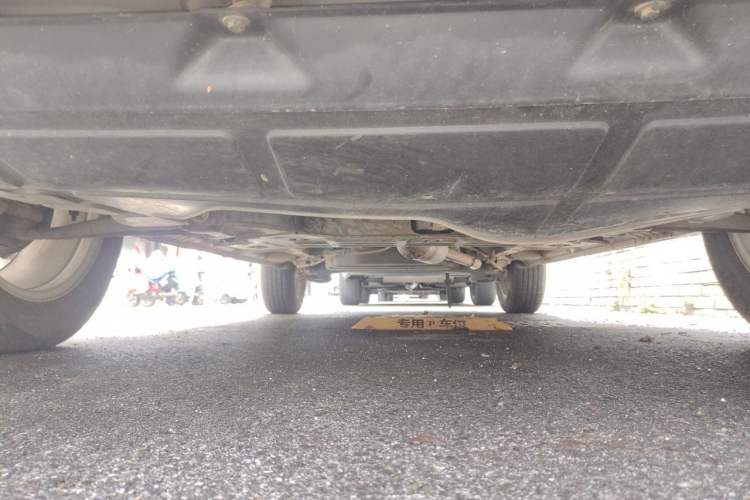 Used Baojun 560 2016 1.8L iAMT Elite Edition Chassis Front
