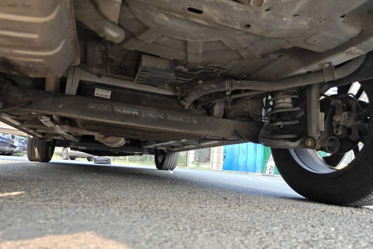 Used Baojun 560 2016 1.5T Manual Luxury Model Chassis Rear