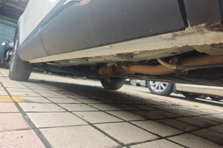 Used Baojun 560 2016 1.5T Manual Luxury Model Chassis Rear Left