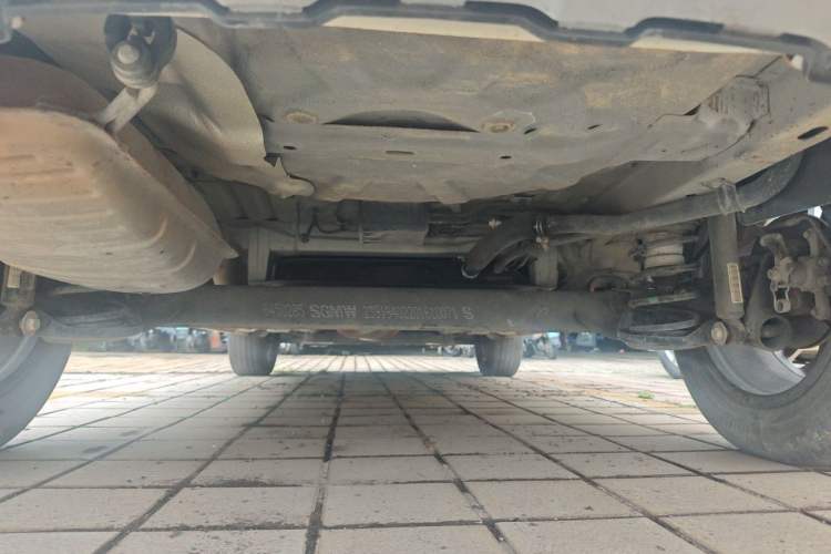 Used Baojun 560 2016 1.5T Manual Luxury Model Chassis Rear