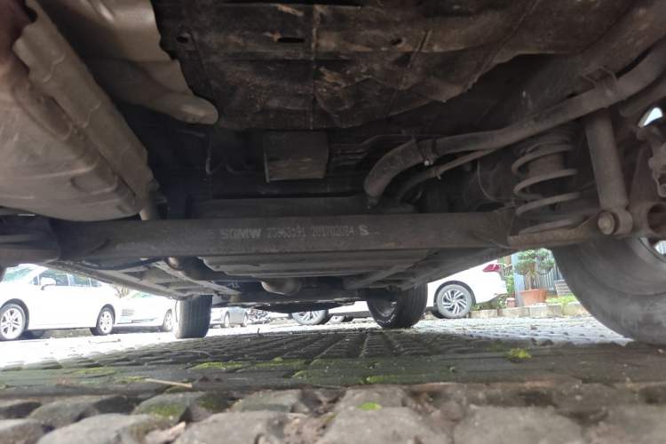 Used Baojun 560 2016 1.8L iAMT Luxury Model Chassis Rear