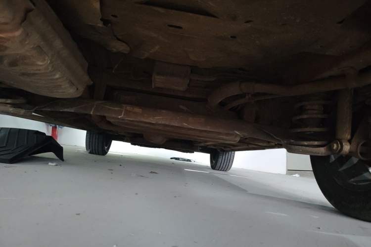 Used Baojun 560 2016 1.8L iAMT Luxury Model Chassis Rear