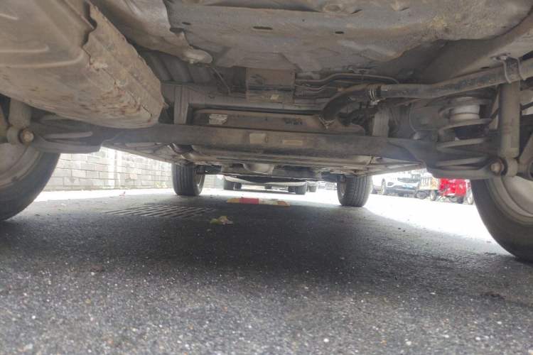 Used Baojun 560 2016 1.8L iAMT Elite Edition Chassis Rear