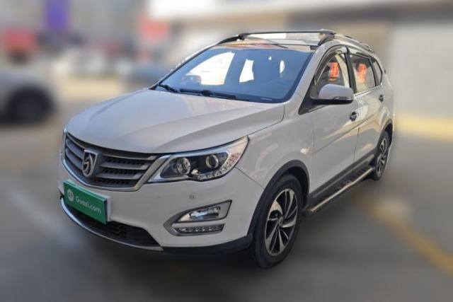 Used Baojun 560 2016 1.8L Manual Luxury Edition