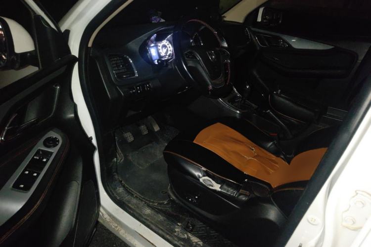 Used Baojun 560 2016 1.5T Manual Elite Edition Driver Seat