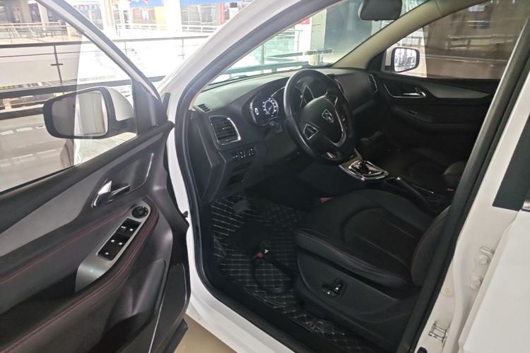 Used Baojun 560 2016 1.8L iAMT Luxury Model Driver Seat