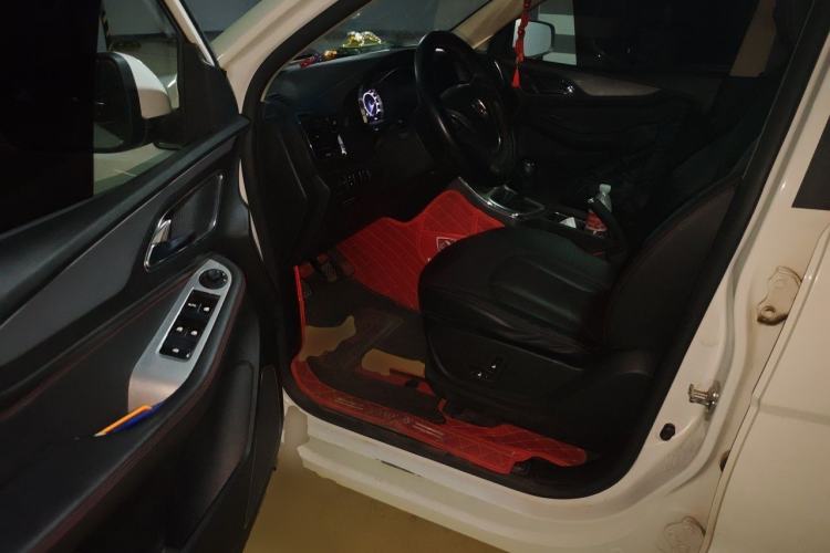Used Baojun 560 2016 1.8L Manual Luxury Edition Driver Seat