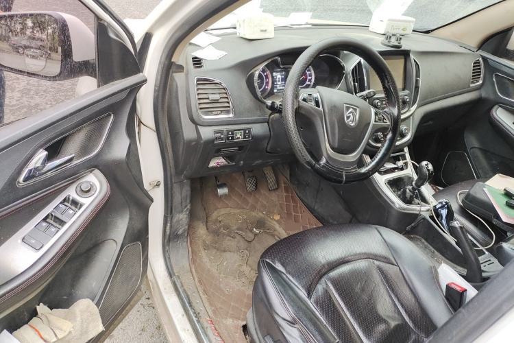 Used Baojun 560 2016 1.8L Manual Luxury Edition Driver Seat
