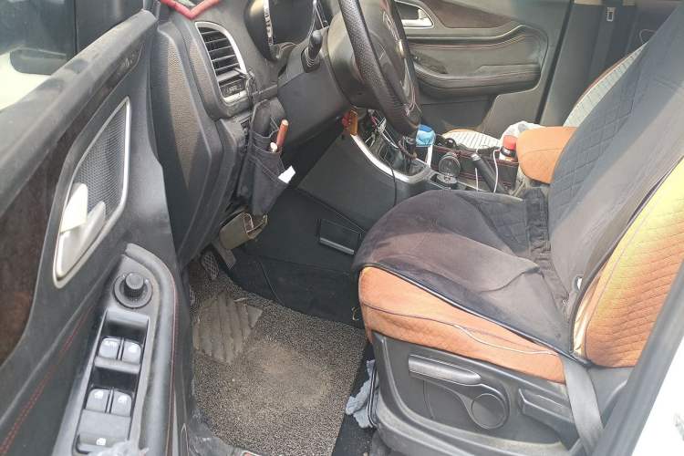 Used Baojun 560 2016 1.8L Manual Value Edition Driver Seat